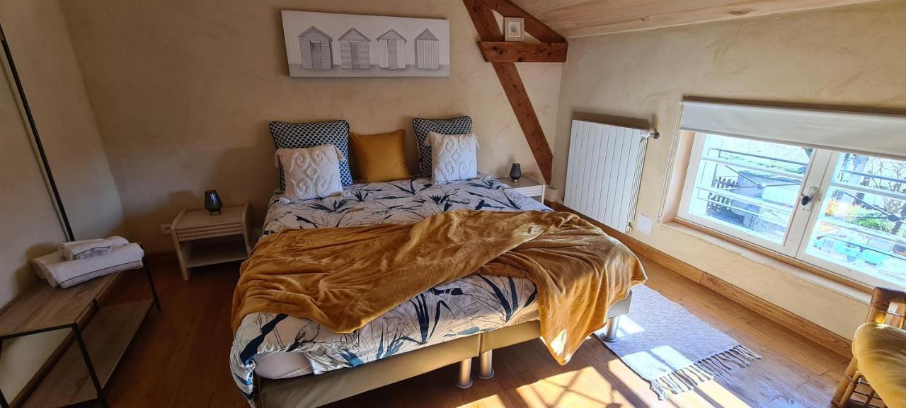 Le Coq En Repos Bed & Breakfast Saint-Sylvestre-sur-Lot Exterior photo