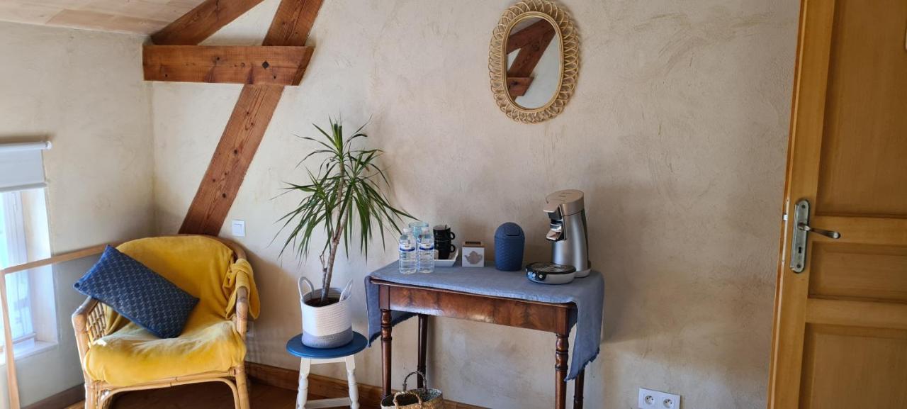 Le Coq En Repos Bed & Breakfast Saint-Sylvestre-sur-Lot Exterior photo