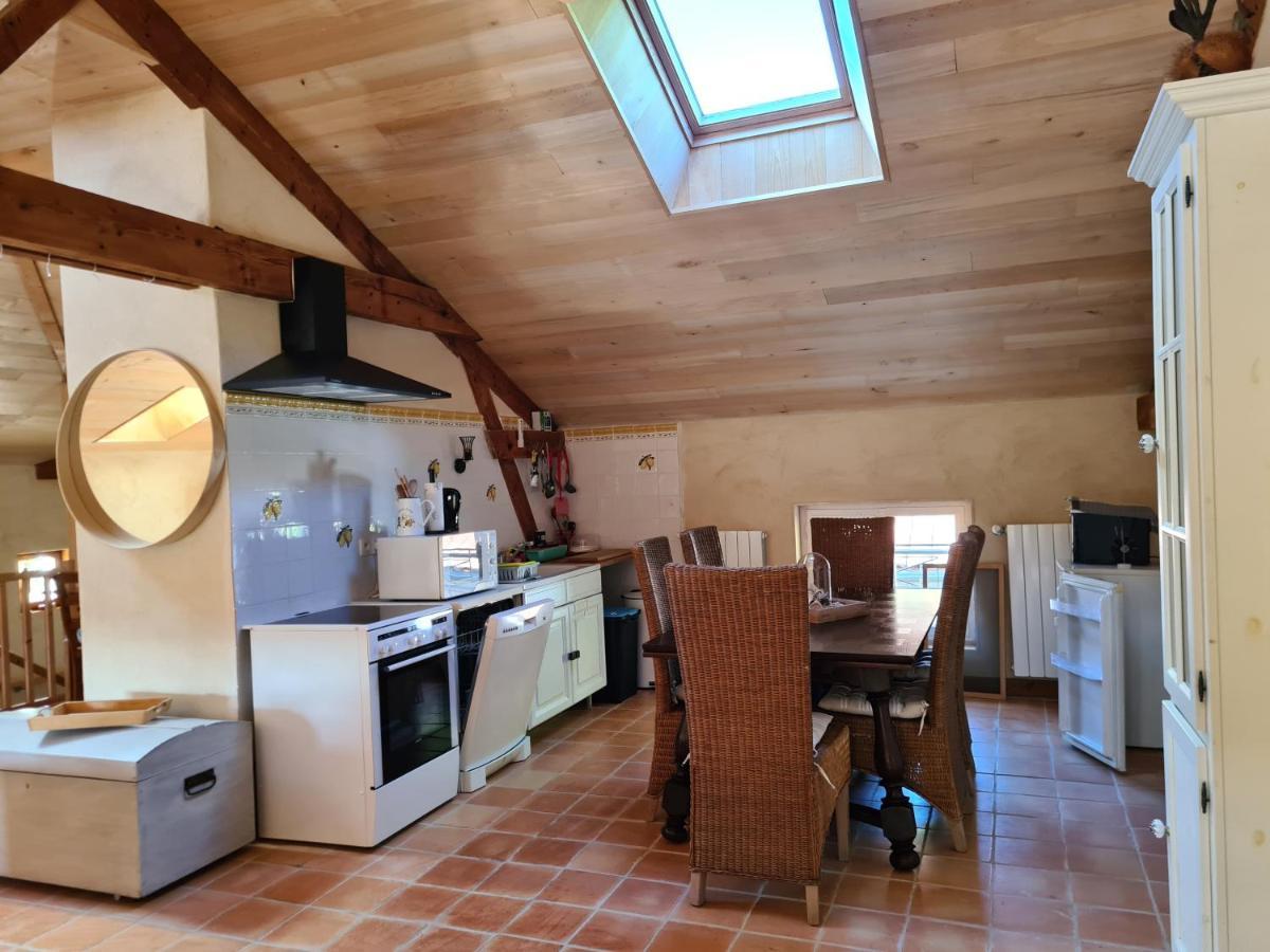 Le Coq En Repos Bed & Breakfast Saint-Sylvestre-sur-Lot Exterior photo