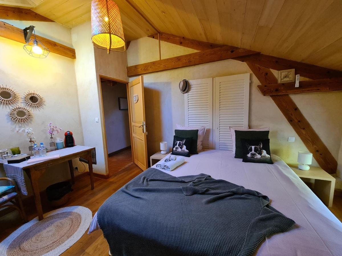 Le Coq En Repos Bed & Breakfast Saint-Sylvestre-sur-Lot Exterior photo