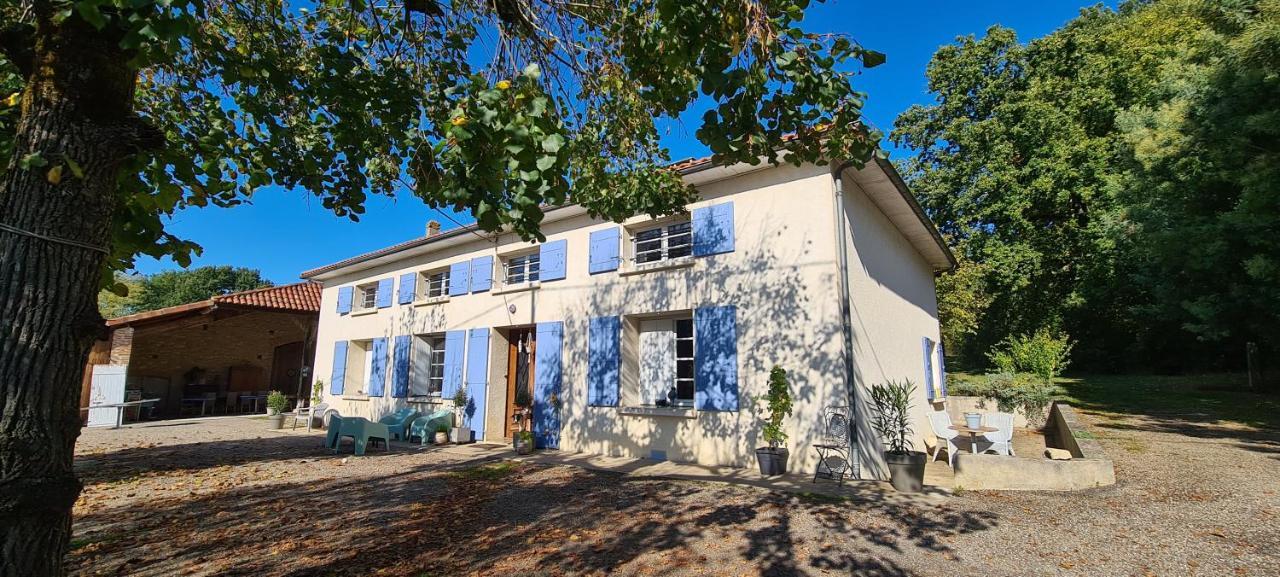 Le Coq En Repos Bed & Breakfast Saint-Sylvestre-sur-Lot Exterior photo