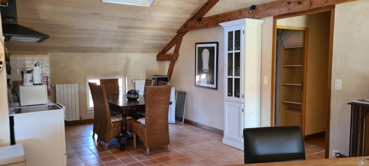 Le Coq En Repos Bed & Breakfast Saint-Sylvestre-sur-Lot Exterior photo