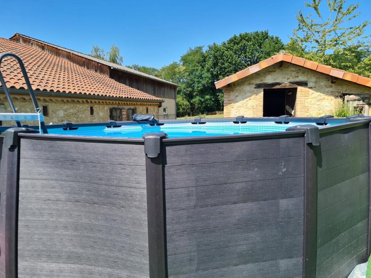Le Coq En Repos Bed & Breakfast Saint-Sylvestre-sur-Lot Exterior photo